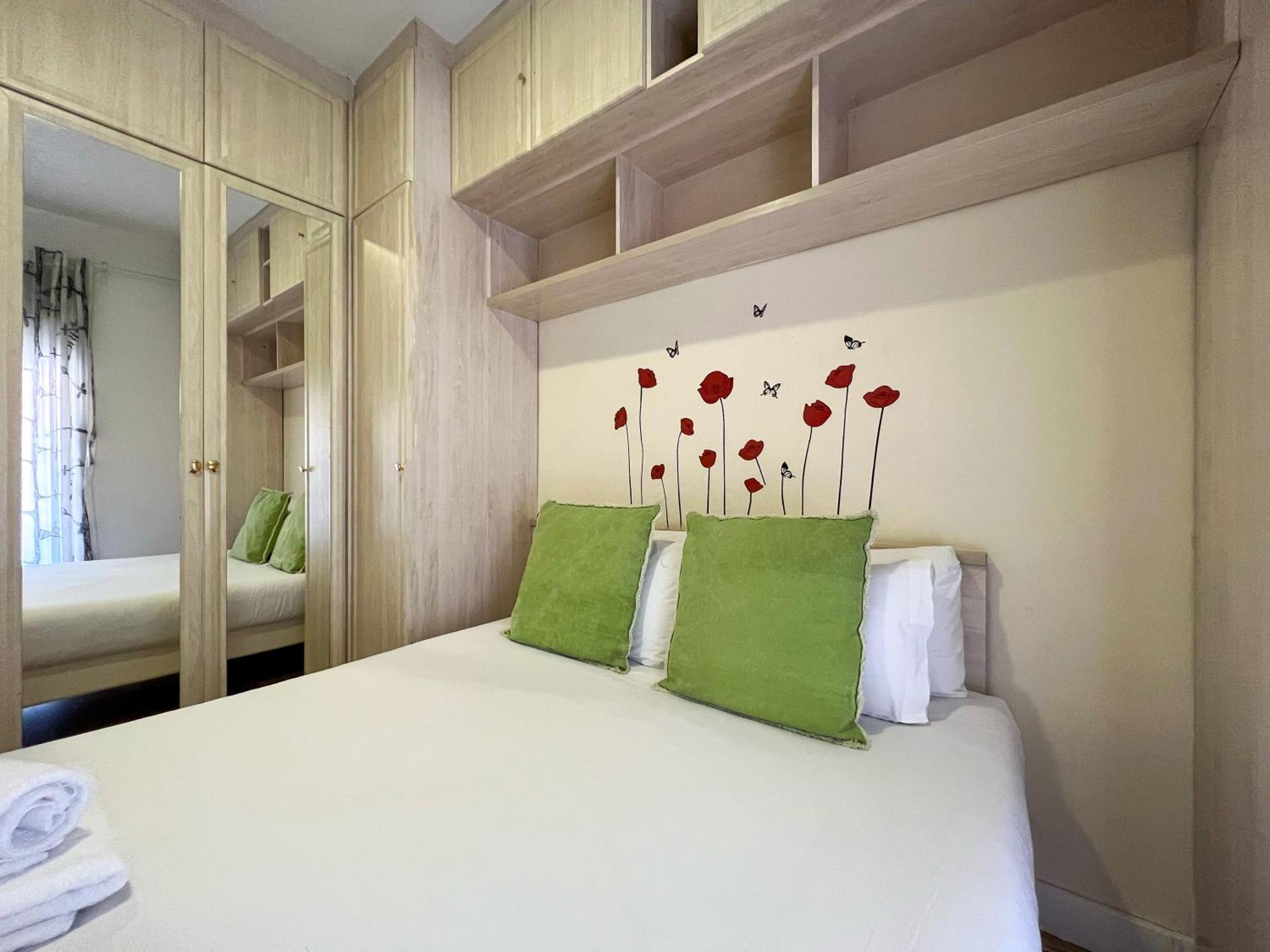 Stay U-Nique Apartments Sardenya II Barcelone Extérieur photo