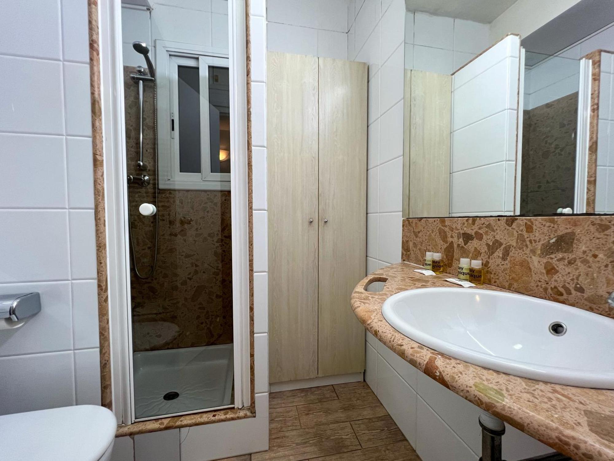 Stay U-Nique Apartments Sardenya II Barcelone Extérieur photo